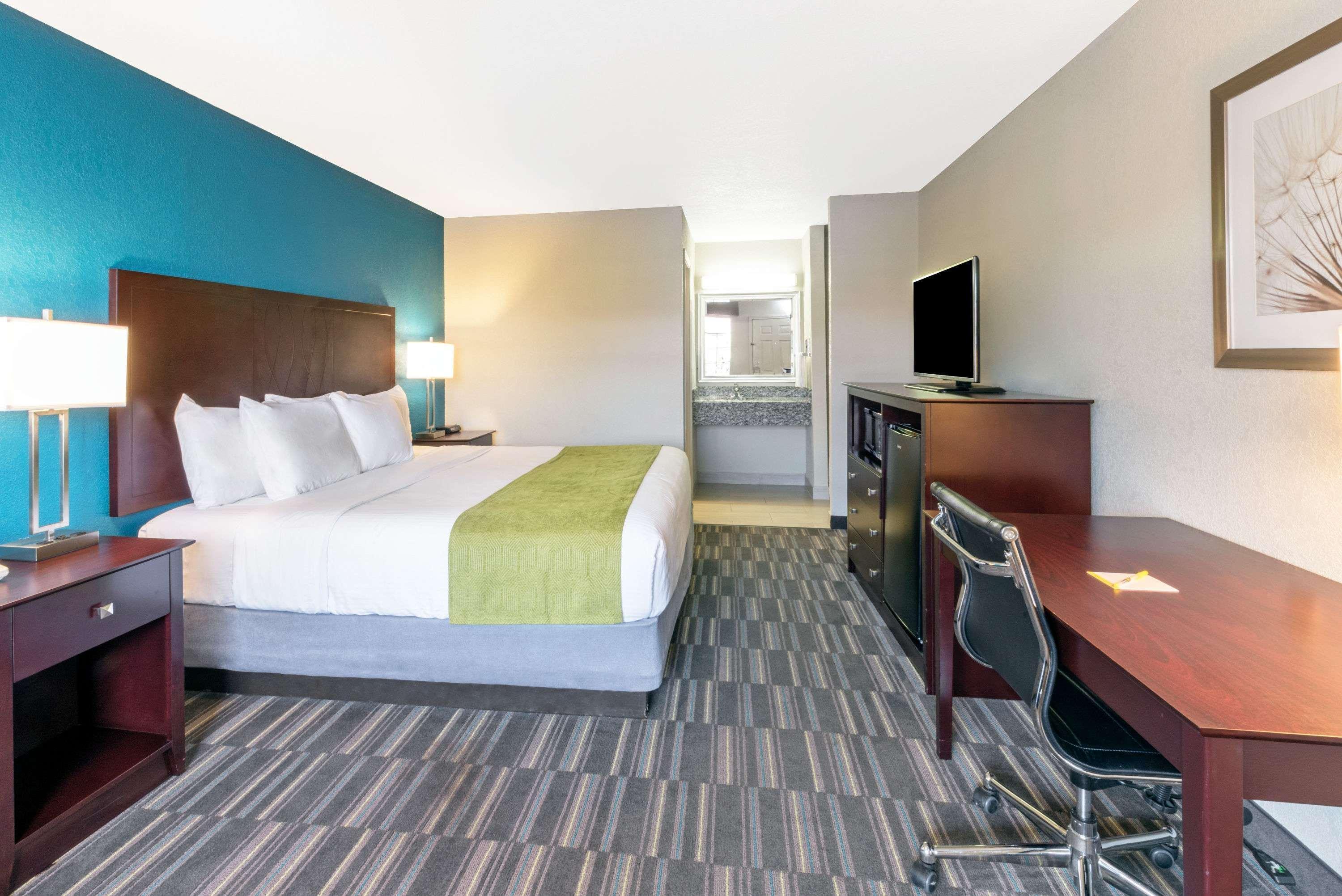 Days Inn By Wyndham Snyder Exterior foto